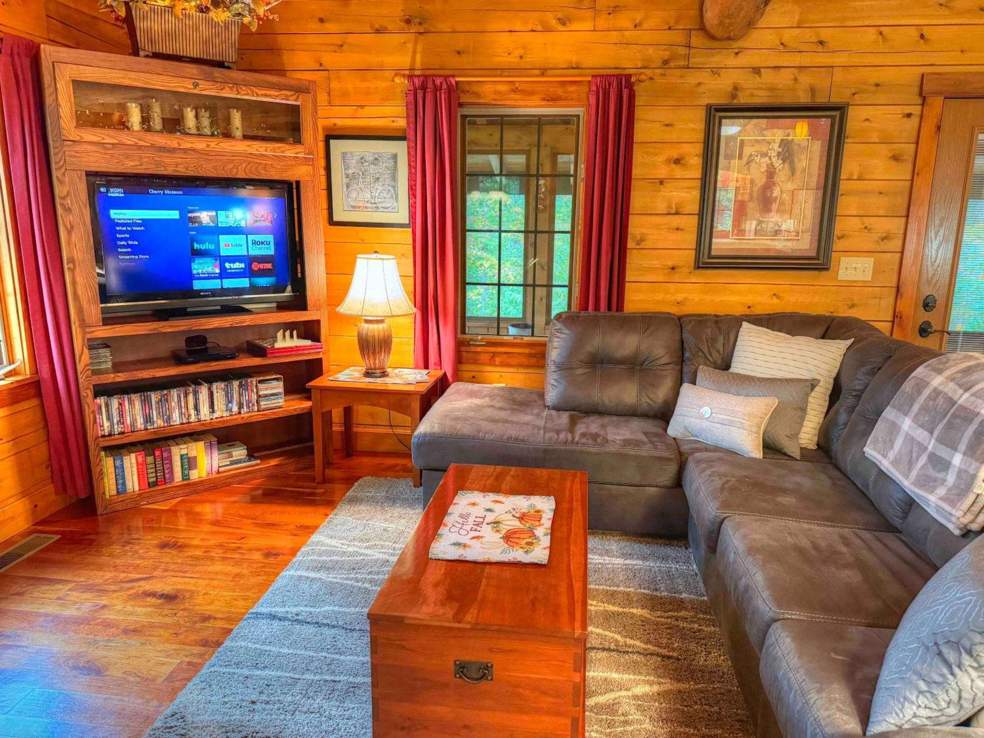 Ferngully Creek Cabins Millersburg Bagian luar foto