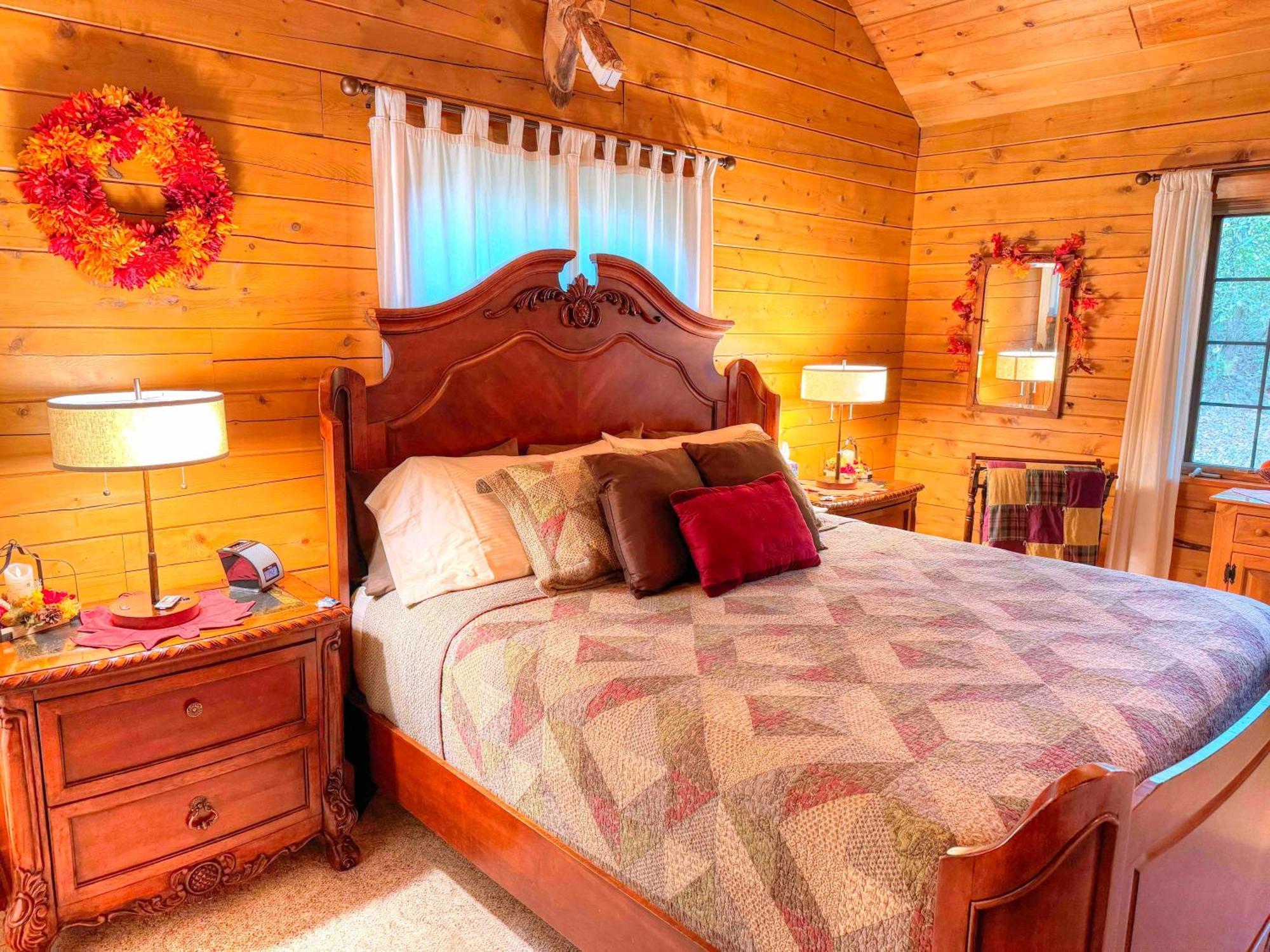 Ferngully Creek Cabins Millersburg Bagian luar foto